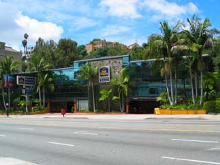 Best Western Hollywood Plaza Inn. Online Hotel Reservations in Los Angeles and Hollywood. [Photo Credit: LAtourist.com]
