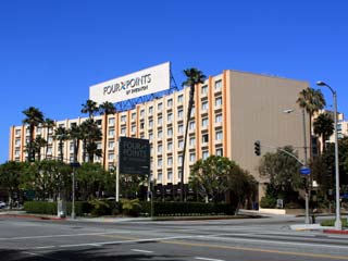 Four Points Sheraton Hotel near Los Angeles International Airport (LAX). Hotel Reservations in Los Angeles, Marina del Rey, Culver City and other areas near LAX. [Photo Credit: LAtourist.com]