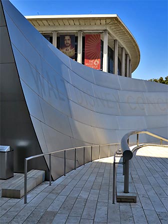 Accessibility Ramp at Disney Hall. [Photo Credit: LAtourist.com]