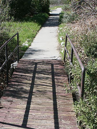 Accessible Trail at Placerita Canyon Park, in Santa Clarita, California. the trail leads to the Oak of the Golden Dream. [Photo Credit: LAtourist.com]