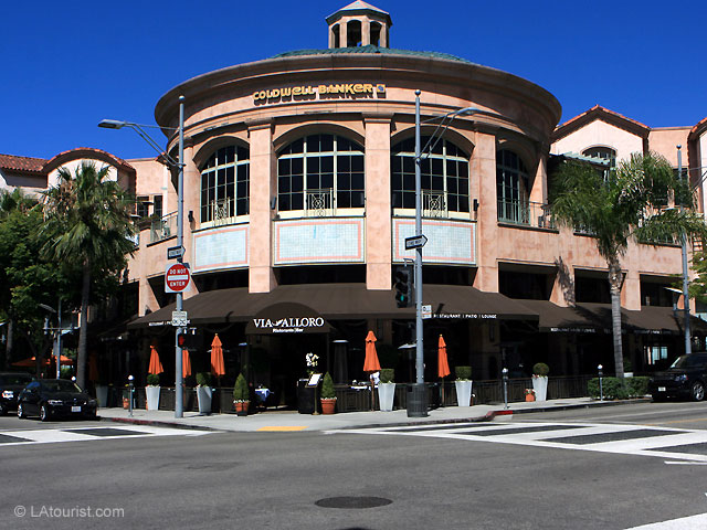 Via Alloro restaurant, 301 N Canon Dr, Beverly Hills, CA 90210