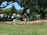 Beverly Gardens Park, 9439 Santa Monica Blvd, Beverly Hills, CA 90210