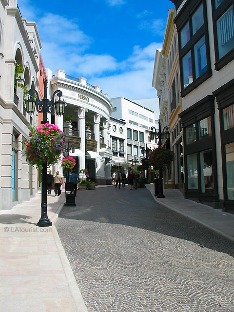 Stores on Rodeo Drive in Beverly Hills