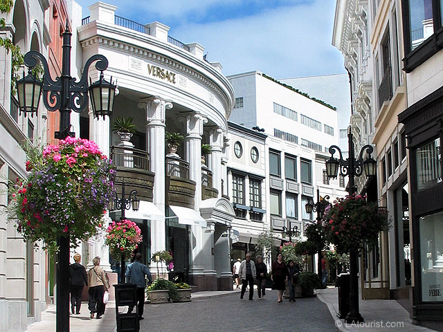 Stores on Rodeo Drive in Beverly Hills
