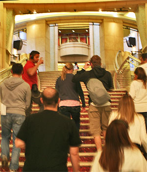 Red Line Walking Tour approaching the Dolby Theatre in Ovation Hollywood entertainment center. [Photo Credit: LAtourist.com]