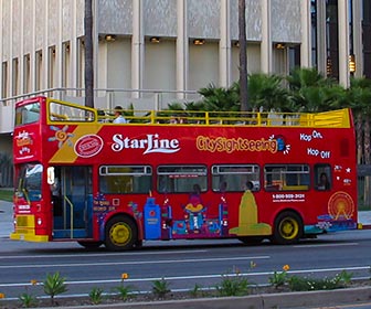 StarLine Tours offers guided tours of Los Angeles and Hollywood. [Photo Credit: LAtourist.com]