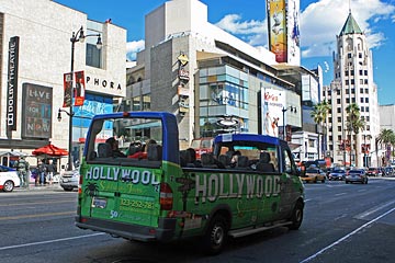 eHollywood Tours on Hollywood Boulevard. [Photo Credit: LAtourist.com]