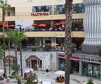 Trastevere, Woodfire BBQ, and stores at Hollywood & Highland Shopping Center. [Photo Credit: LAtourist.com]