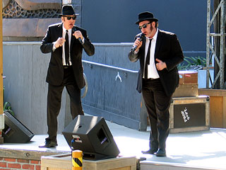 Blues Brothers R&B Revue at Universal Studios. Artistic content is owned by Universal Studios. [Photo Credit: LAtourist.com]